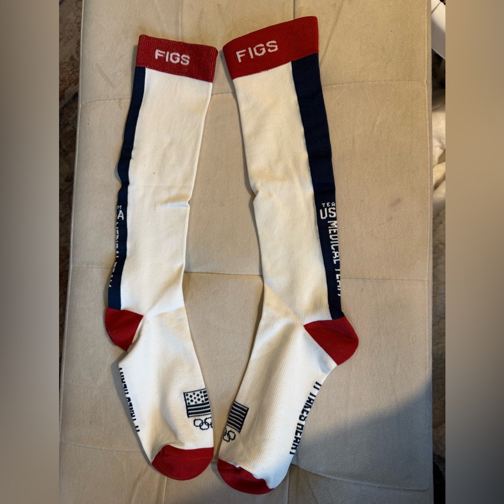 FIGS Compression socks - image 2